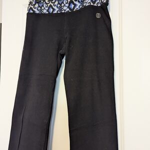 Balance Collection Black and Blue Capris